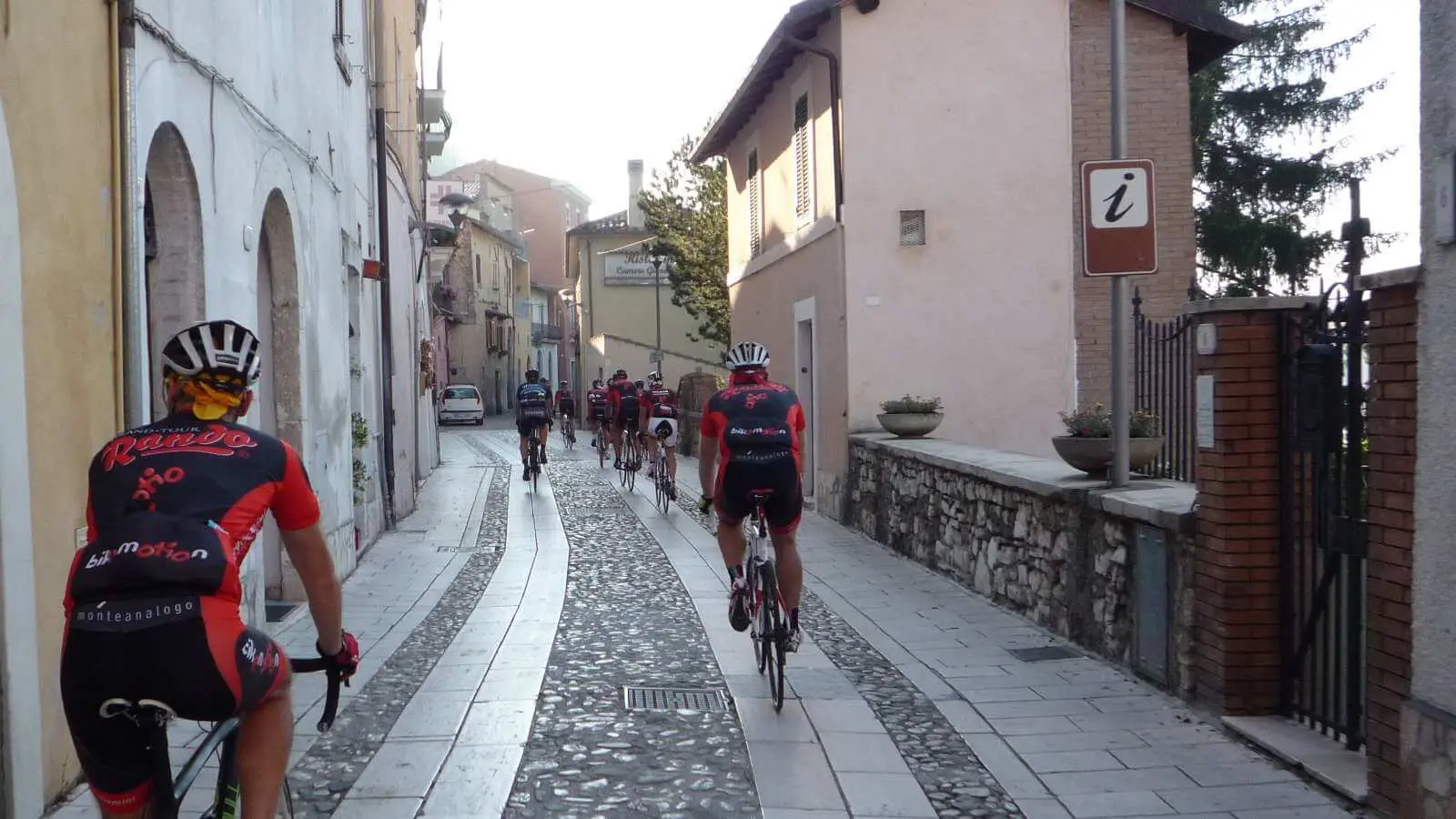 grand tour rando 1