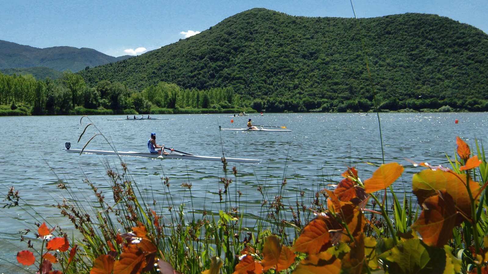 Rowing on Piediluco Lake